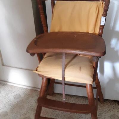 Lot 36 - Vintage High Chair