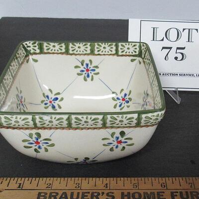 Temptations Square Bowl Appr 6" Wide x 3 3/4" Tall