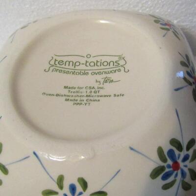 Temptations Square Bowl Appr 6 1/2" x 4"