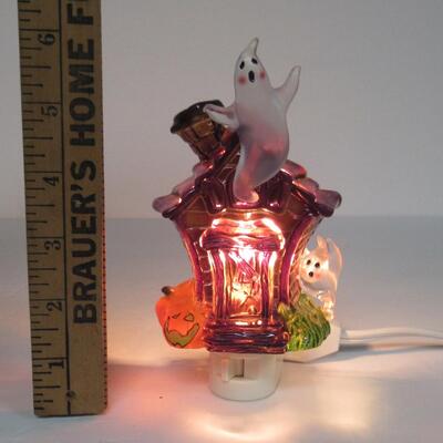 Neat Halloween Plastic Night Light, Working