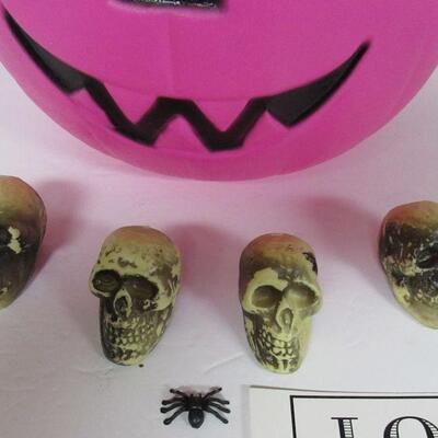 Pink Blow Mold Halloween Bucket, 4 Hard Plastic Skulls, Tiny Spider