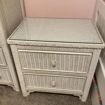 Vintage Lexington White Wicker Nighstand
