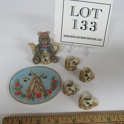 Miniature Bear Plate, Mugs and Teapot Set
