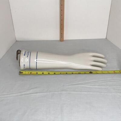 General Porcelain Glove Mold made 12/23/1958