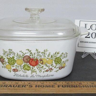 Corning Covered Casserole, Spice of Life, 8" Wide, Read description