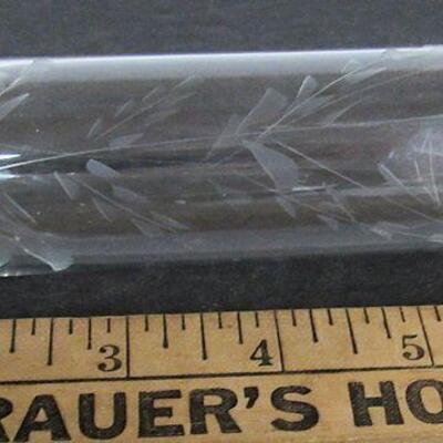 Tall Thin Clear Bud Vase With Rose Pattern