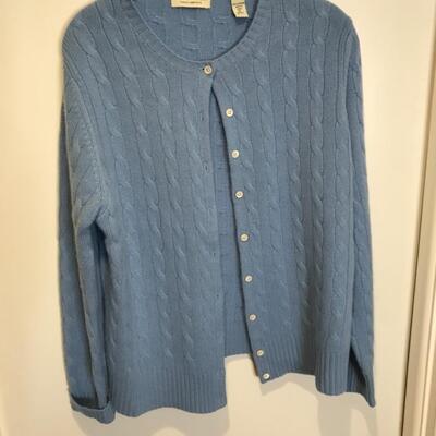 Sky color cashmere sweater and tank