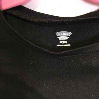Old navy 5t black shirt girls