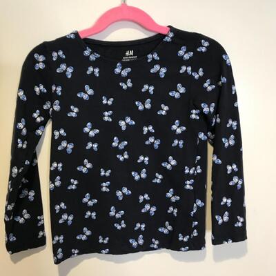 H&M organic cotton 4-6 girls butterfly t shirt