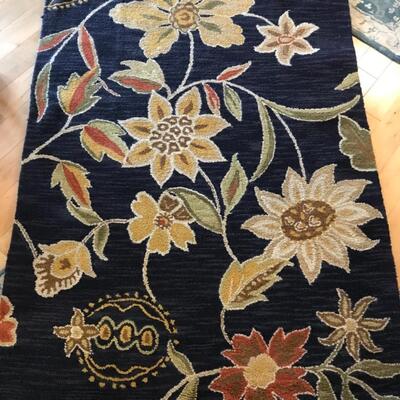 5x7 thick weave rug