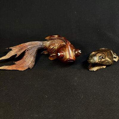 Very Cool Intricately Carved Vintage Koi Fish plus Frog