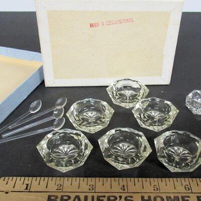 Original Set of Czechoslovakia Salt Dips, 4 Glass Spoons, and 1 Extra Salt and Glass Spoon