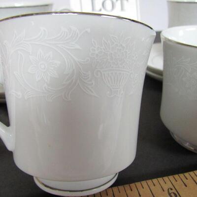 4 Vintage Lovelace Fine China Cup and Saucer Sets, Crown Victoria, Japan