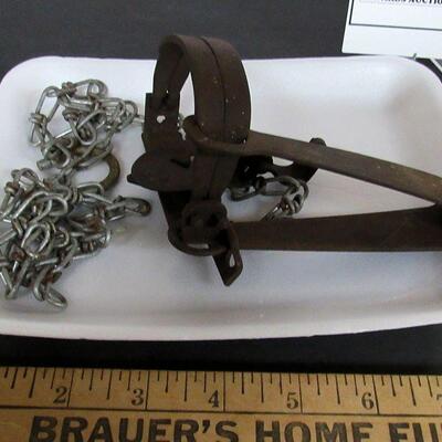 Antique Primitive Metal Animal Trap