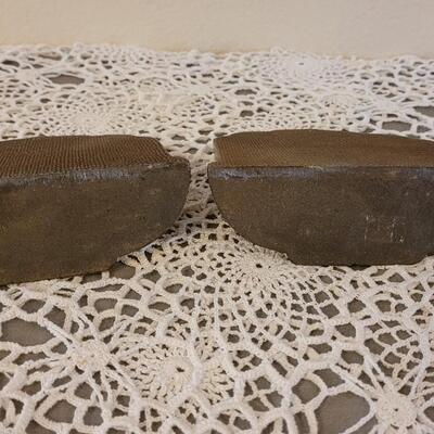 Lot 159: Antique Heavy Brass Shakespeare's House Bookends