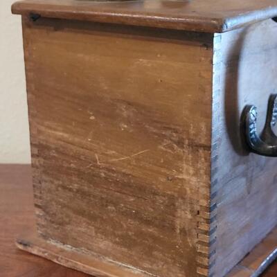 Lot 172: Antique Coffee Grinder with Ornate Handle & Crank