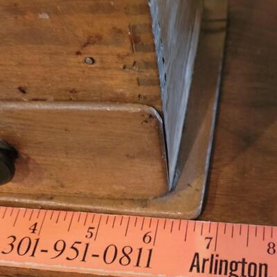 Lot 172: Antique Coffee Grinder with Ornate Handle & Crank
