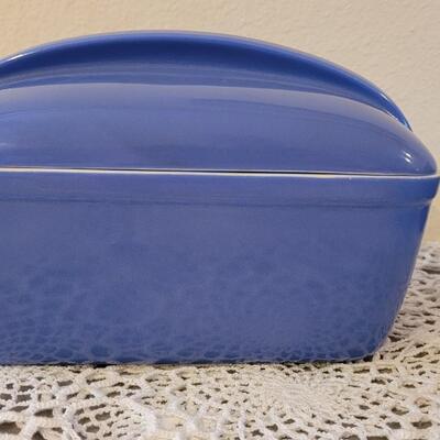 Lot 178: Vintage Hall China Blue Dishes