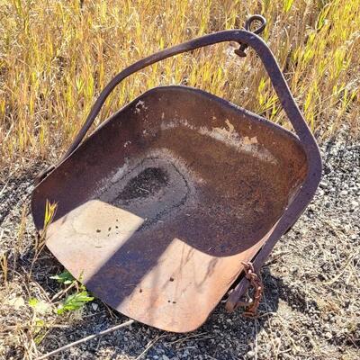 Lot 194: Antique Garfield Co. TRACTOR Bucket Attachement