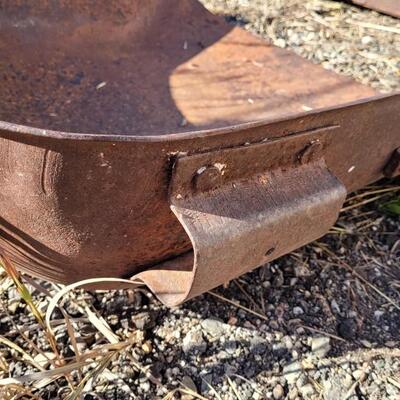 Lot 194: Antique Garfield Co. TRACTOR Bucket Attachement