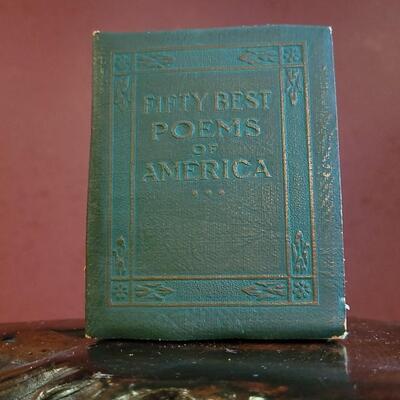 Lot 236: (5) Vintage Little Leather Mini Books Classics FEAT. OSCAR Wilde