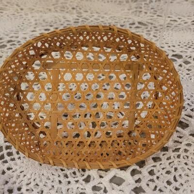 Lot 243: Basket Lot (3) Sizes & Shapes