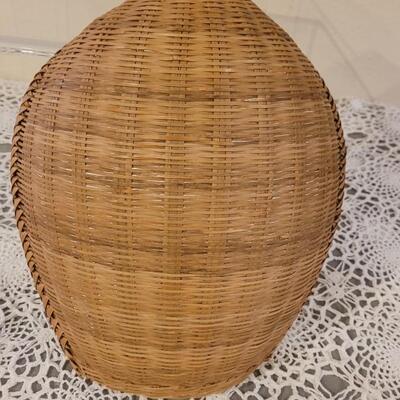 Lot 243: Basket Lot (3) Sizes & Shapes