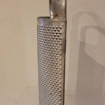 Lot 244: Vintage Baking Lot - Extra Large Grater, Wood Rolling Pin and Muffin Pan