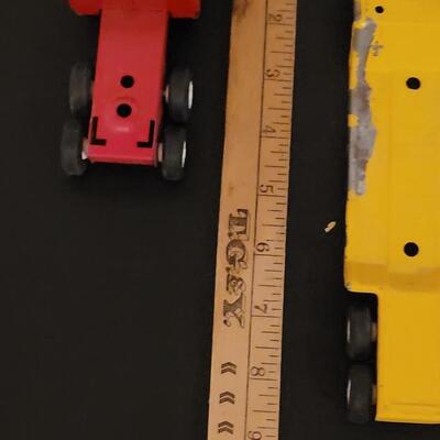 Lot 269: Vintage Tonka Mini Trucks and Trailers (3)