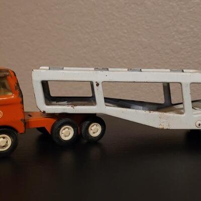 Lot 269: Vintage Tonka Mini Trucks and Trailers (3)