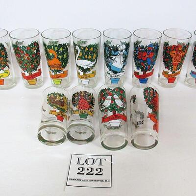 12 Days of Christmas Glass Tumblers, 10 are Pepsi Glasses 2 Are Different, Read Description