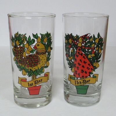 12 Days of Christmas Glass Tumblers, 10 are Pepsi Glasses 2 Are Different, Read Description