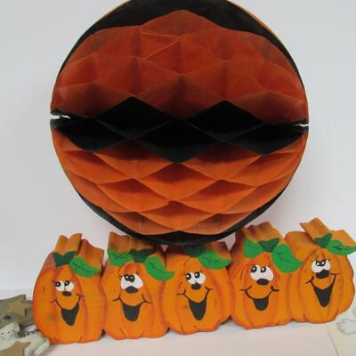 Misc Lot of Halloween Collectibles