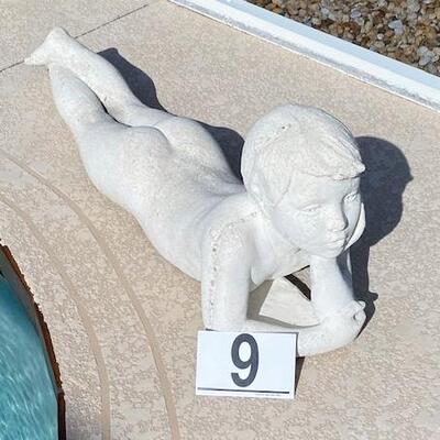 LOT#9P: Concrete Statue