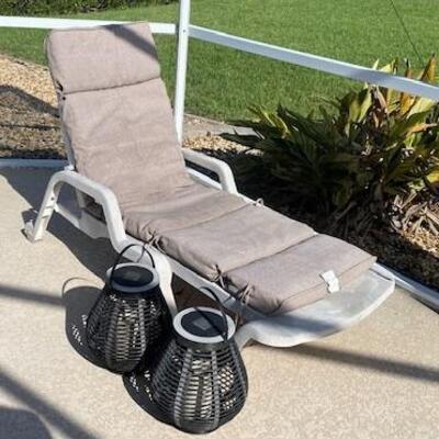 LOT#10P: Chaise Lounge and Lanterns