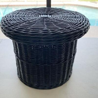 LOT#17P: Wicker Plant Stand 