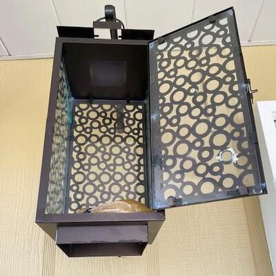 LOT#21P: Hanging Candle Lantern