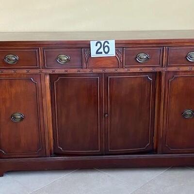 LOT#26D: Vintage Bernhardt Furniture Buffet