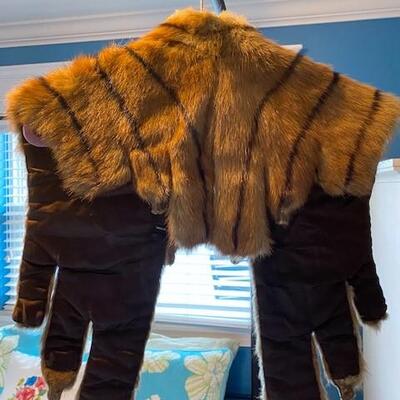 LOT#39B1: Two Piece Mink Stole Lot