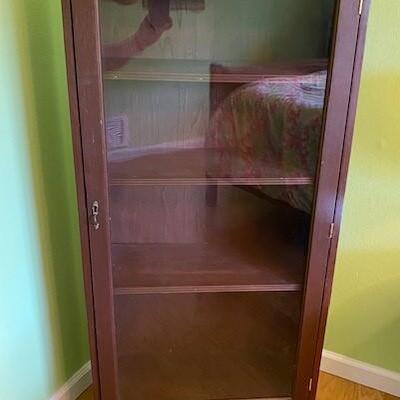 LOT#59B2: Vintage Oak Display Cabinet