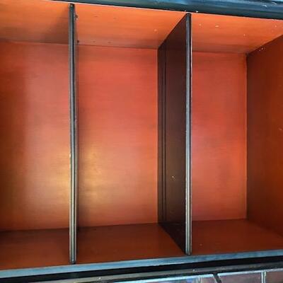 LOT#74L: Chinoiserie Breakfront