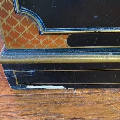 LOT#74L: Chinoiserie Breakfront