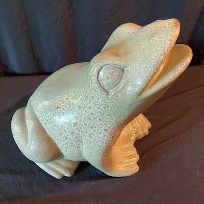 LOT#107D: Large Ceramic Frog