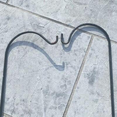 LOT#123G: Shepherd's Hooks