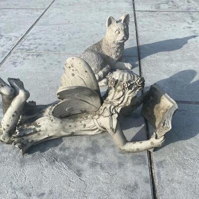 LOT#124G: Resin Garden Statues