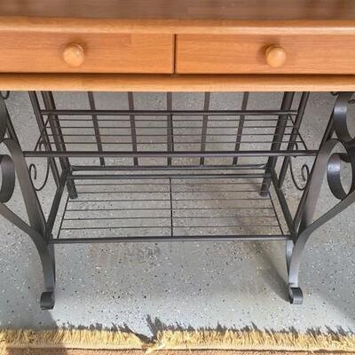 LOT#125G: Baker's Rack