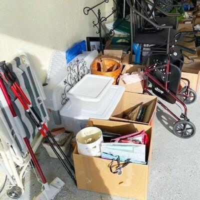 LOT#127G: Garage Lot