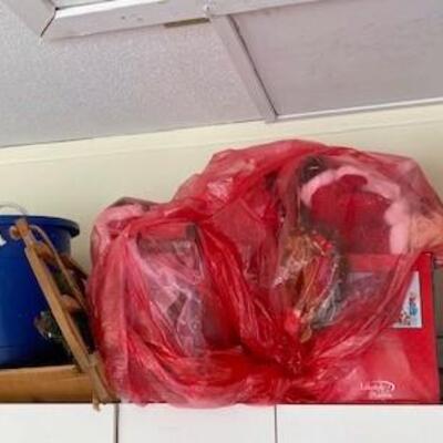 LOT#127G: Garage Lot