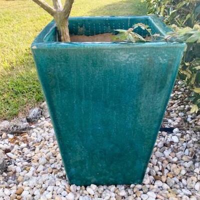 LOT#131FY: Glazed Planter #2