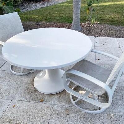 LOT#134FY: Fiberglass Patio Table